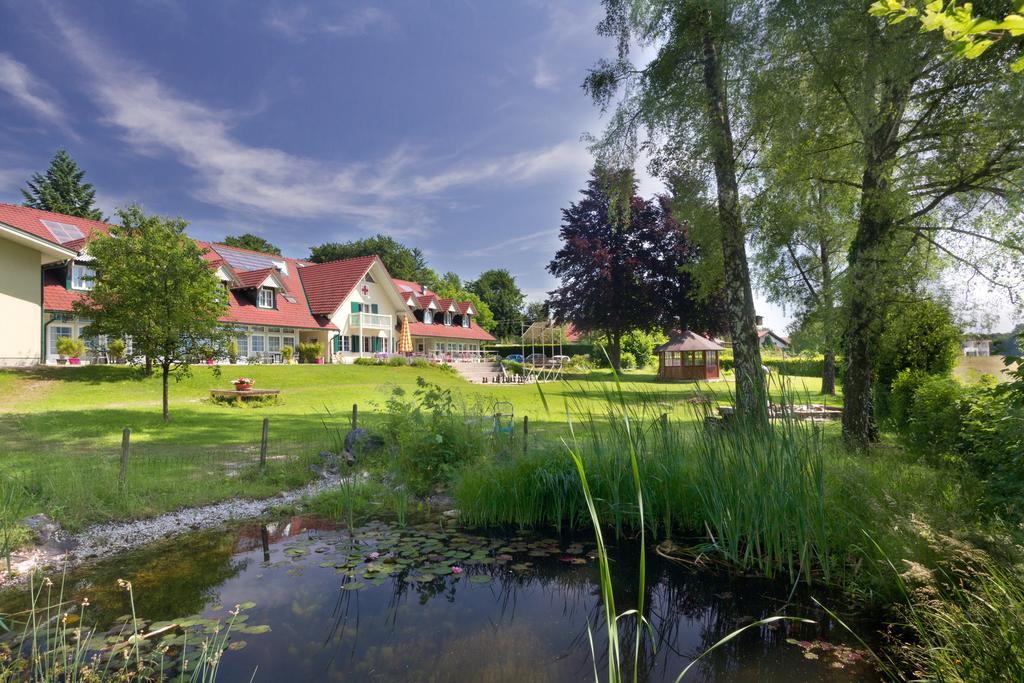 Litz - Das Erlebnishaus Am Attersee Hotel Seewalchen Quarto foto